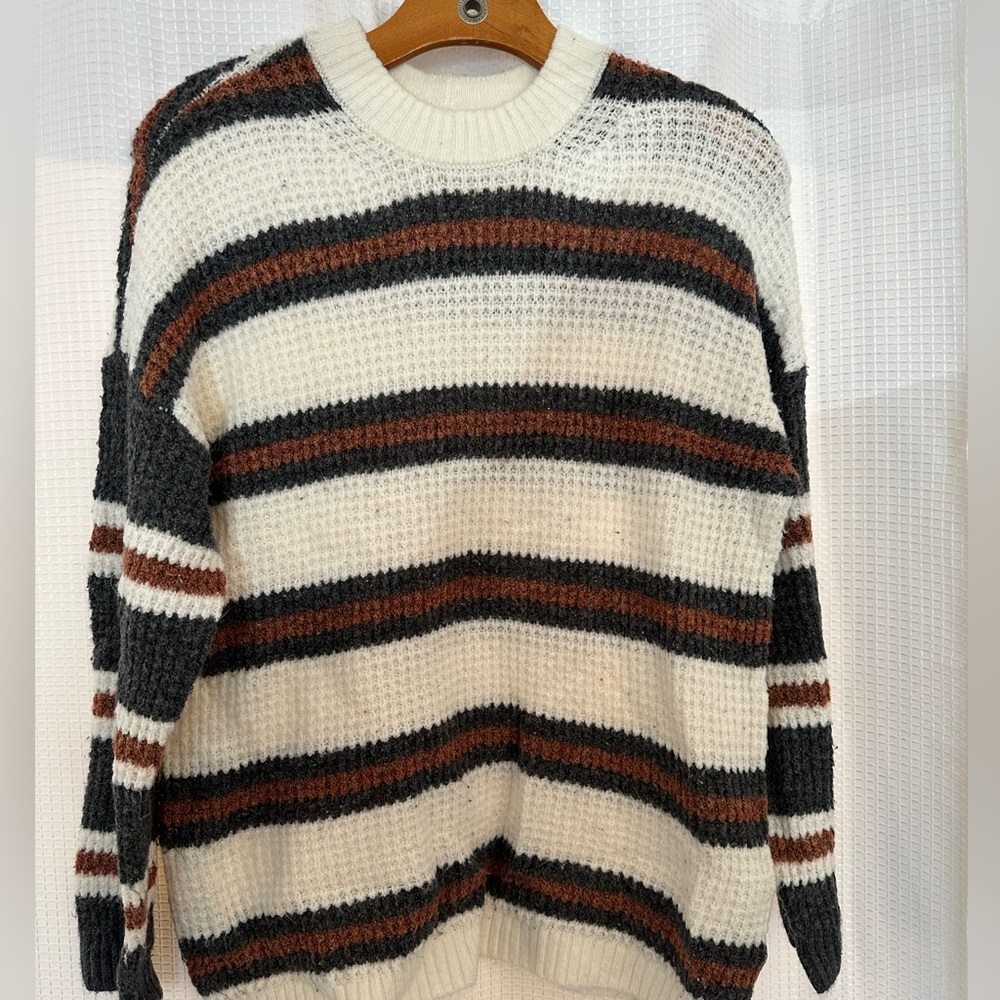 Crew neck sweater